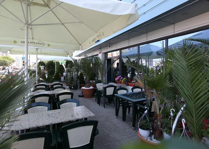 호텔 Nordiana 만갈리아